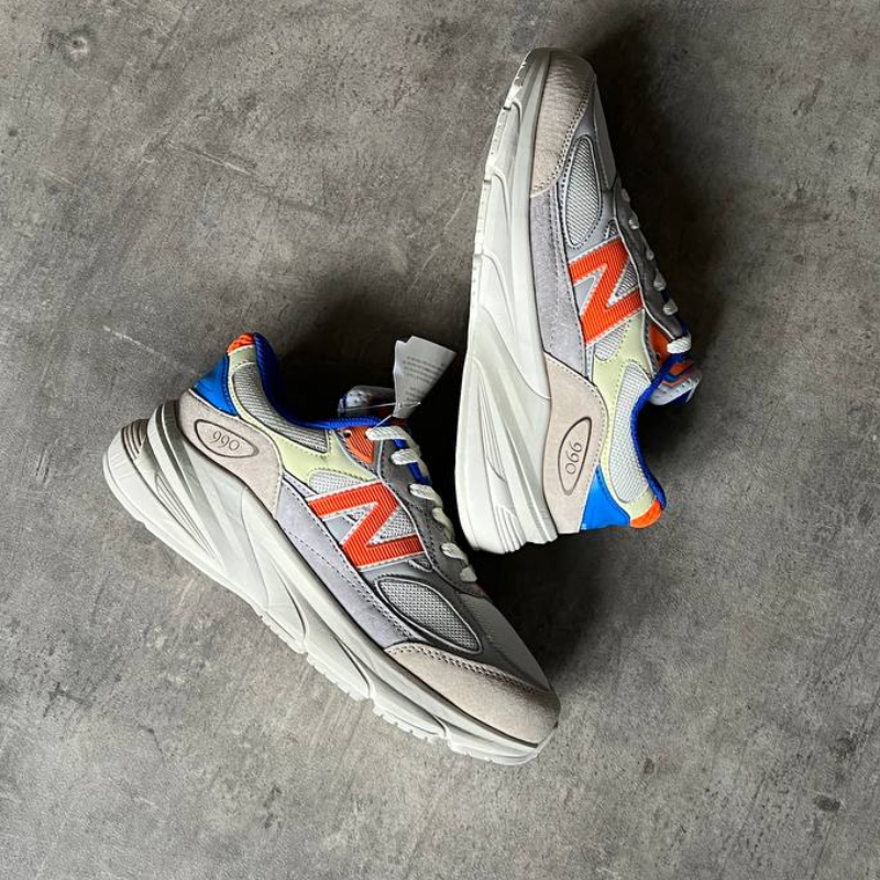 Kith x New Balance 990v6 “MSG Sandrift”  Main Image